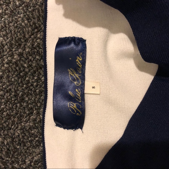 Patterned Skirt - Picture 3 of 3